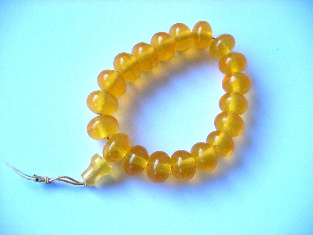 Zaphrani Yellow Translucent Amber Bakelite Islamic Prayer Beads 28 G Faturan
