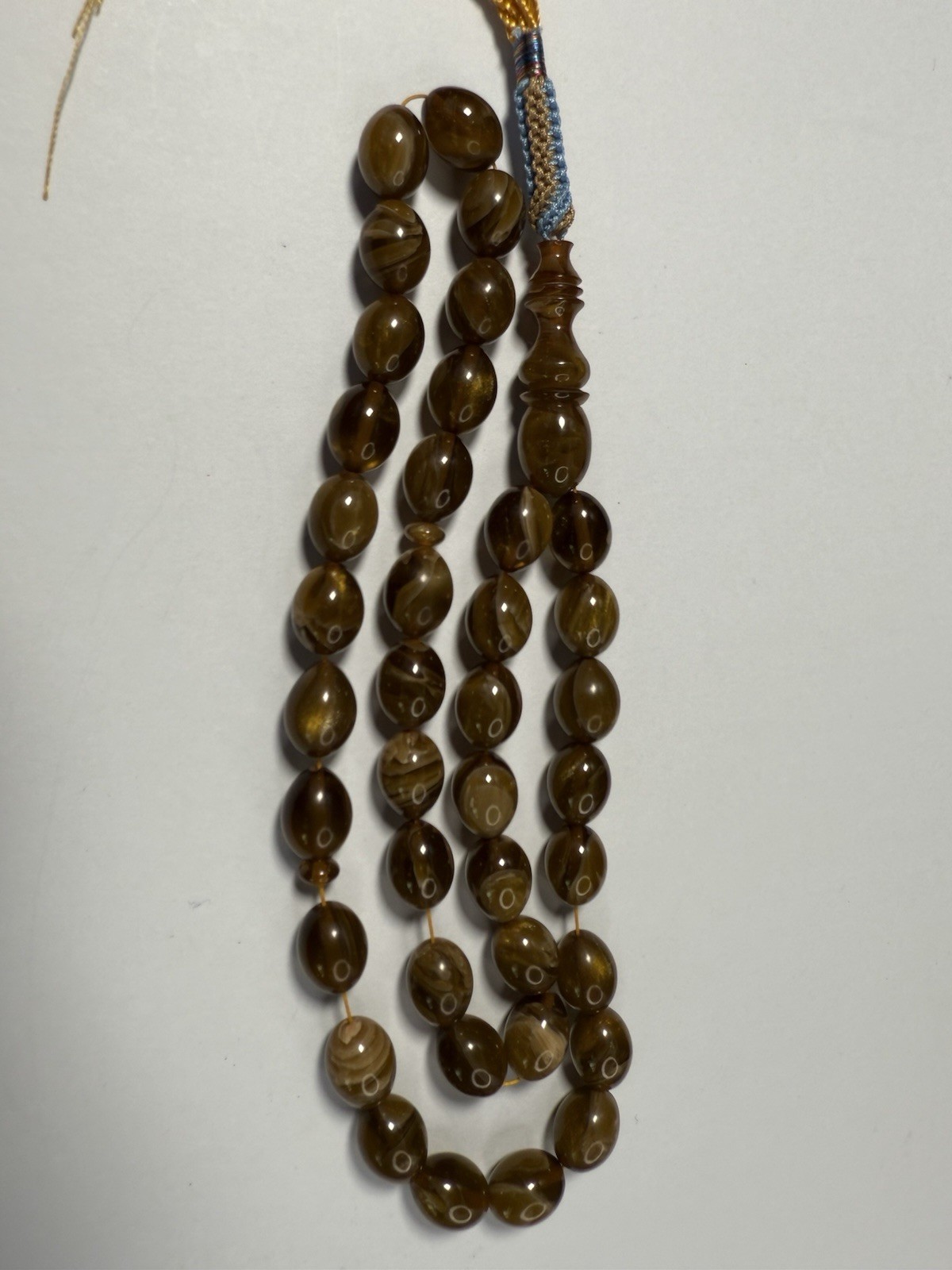 Unique Stardust Gold Olives bakelite Faturan Worry prayer 39 beads 55 grams R7