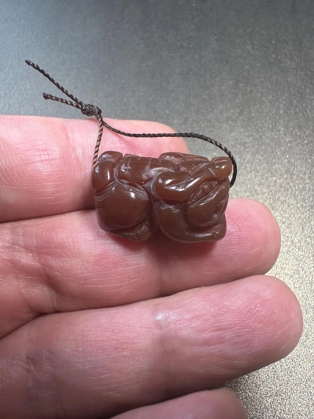 Hand Carved Red Agate Pixiu Pendant – Mini Feng Shui Wealth Guardian Amulet, Ch