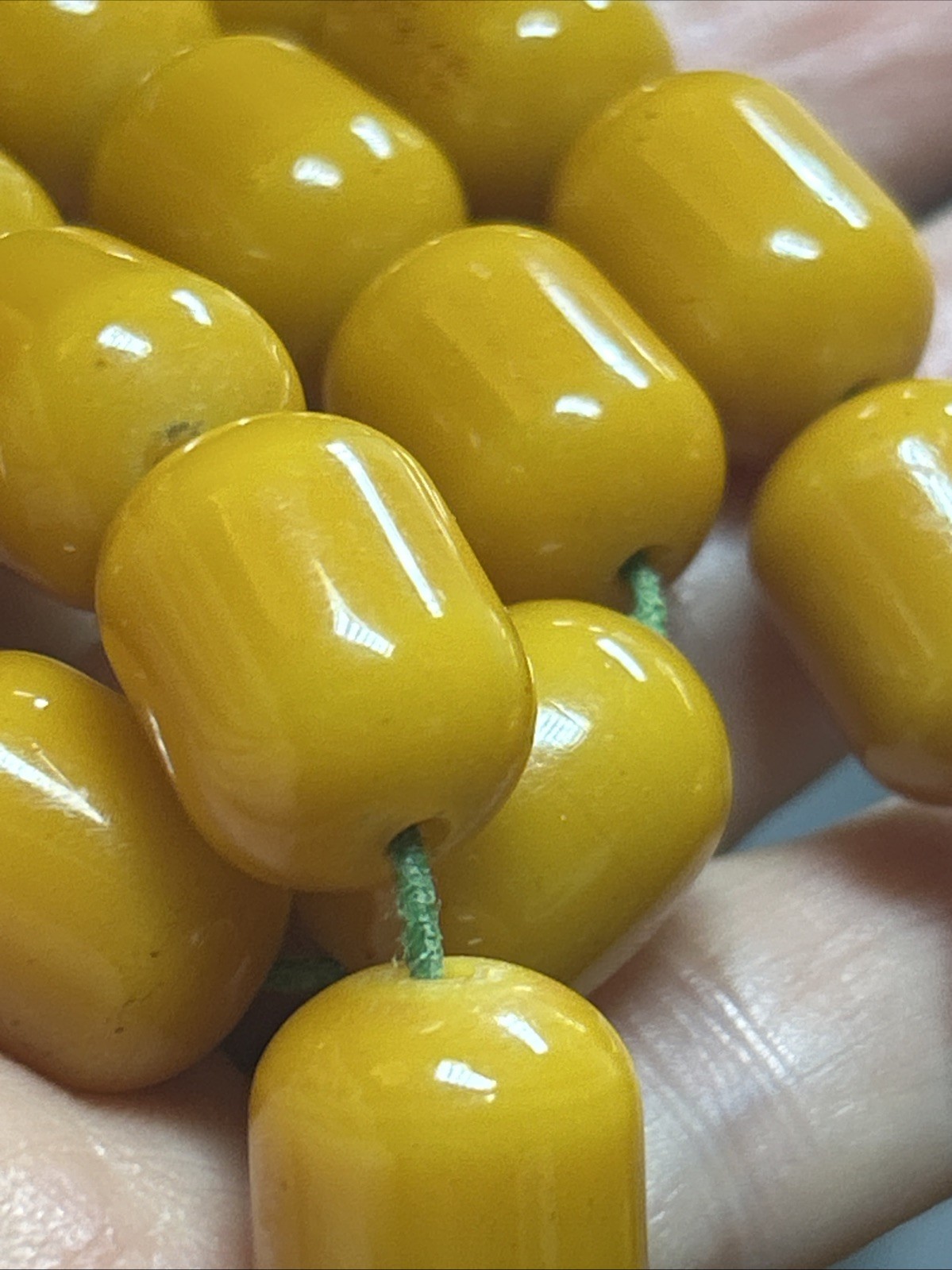 40. Yellow Butterscotch Bakelite Barrel Beads Green cord Beaded Prayer 20″,65.7g