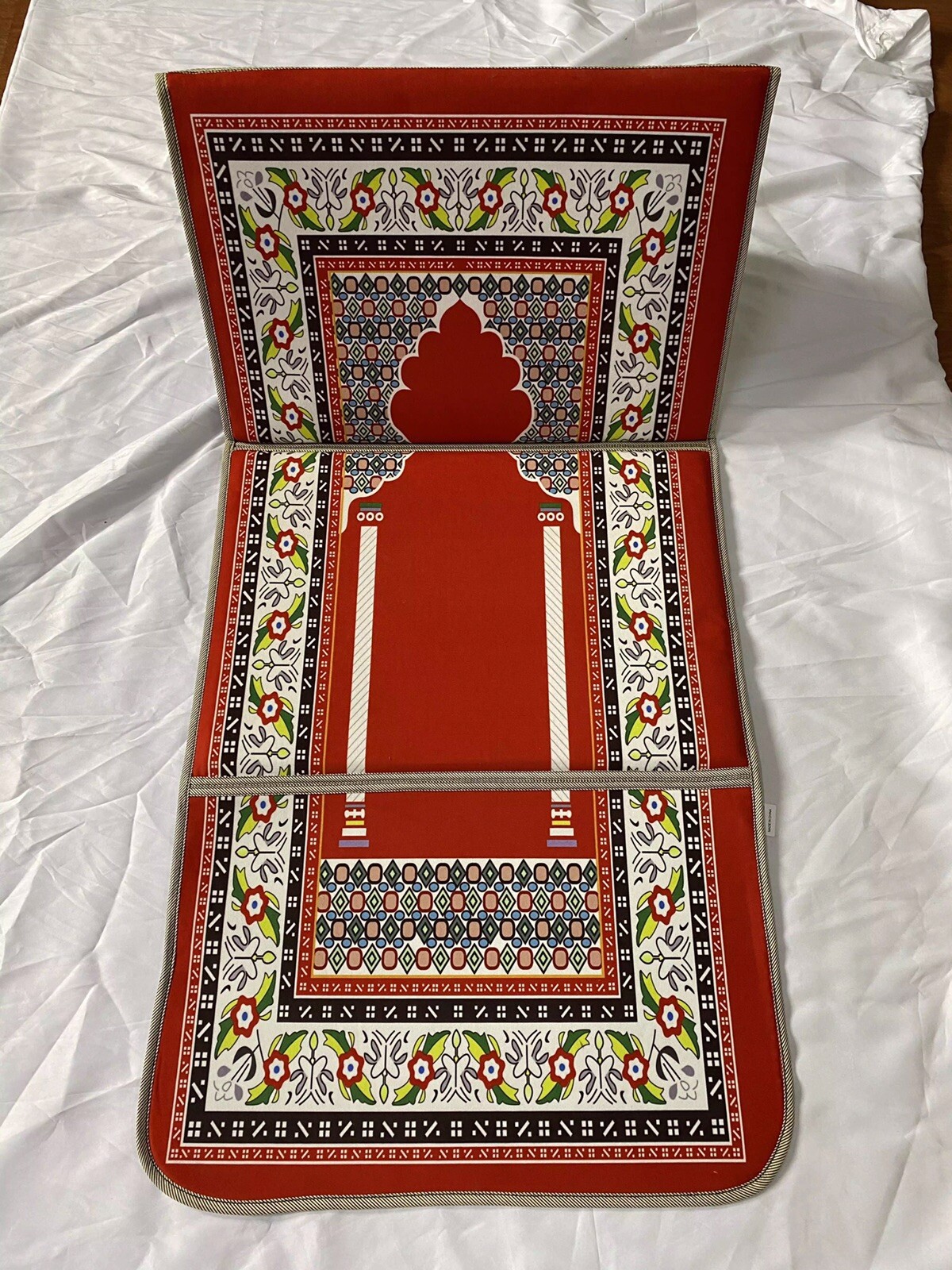 Muslim prayer rug mat Jainamaz Salah folding W Back rest Seat Islam Gift Bag