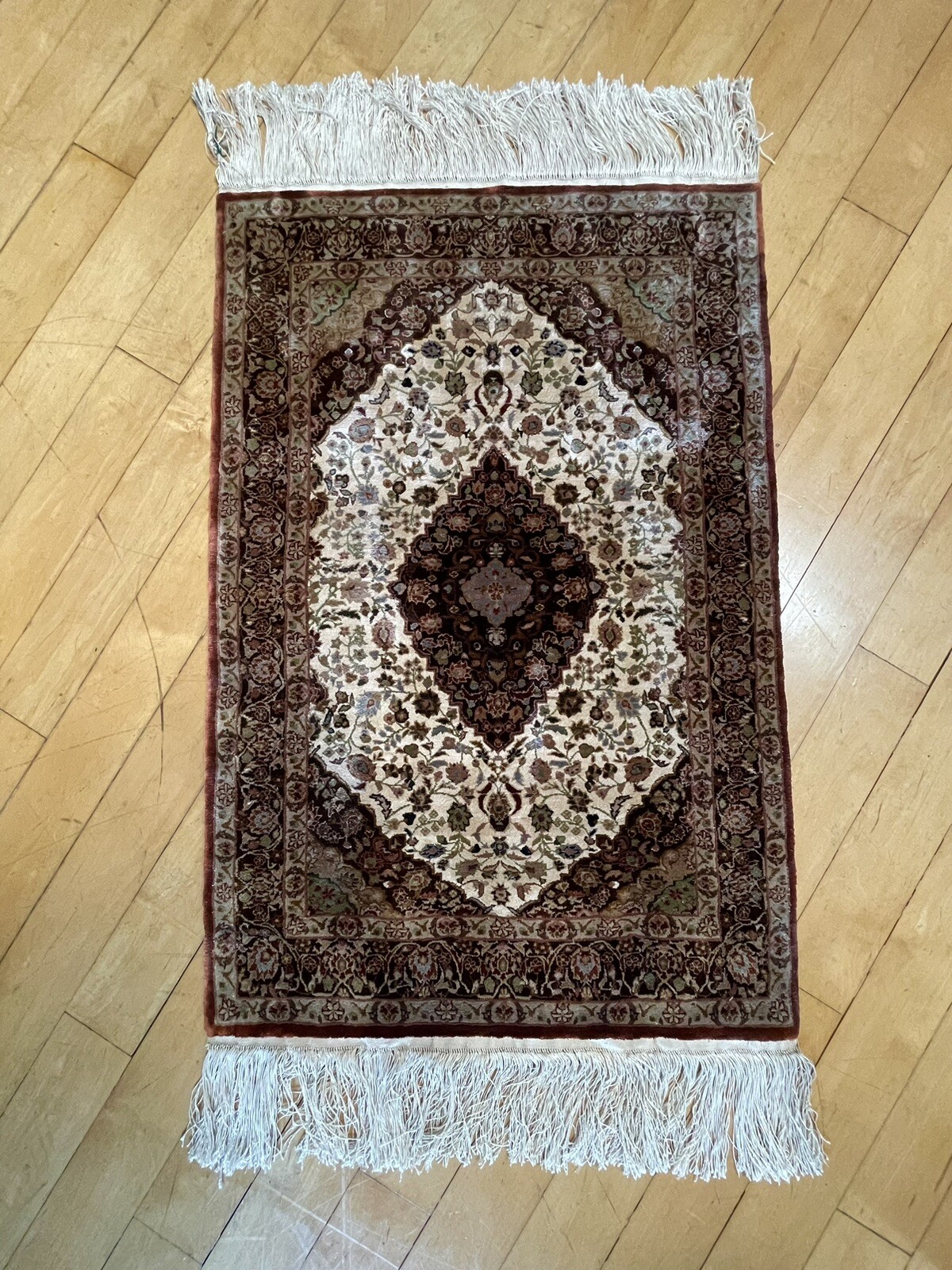 Hand Knotted Oriental Silk Prayer Rug. Wall hanging Carpet. Islamic Art. Vintage