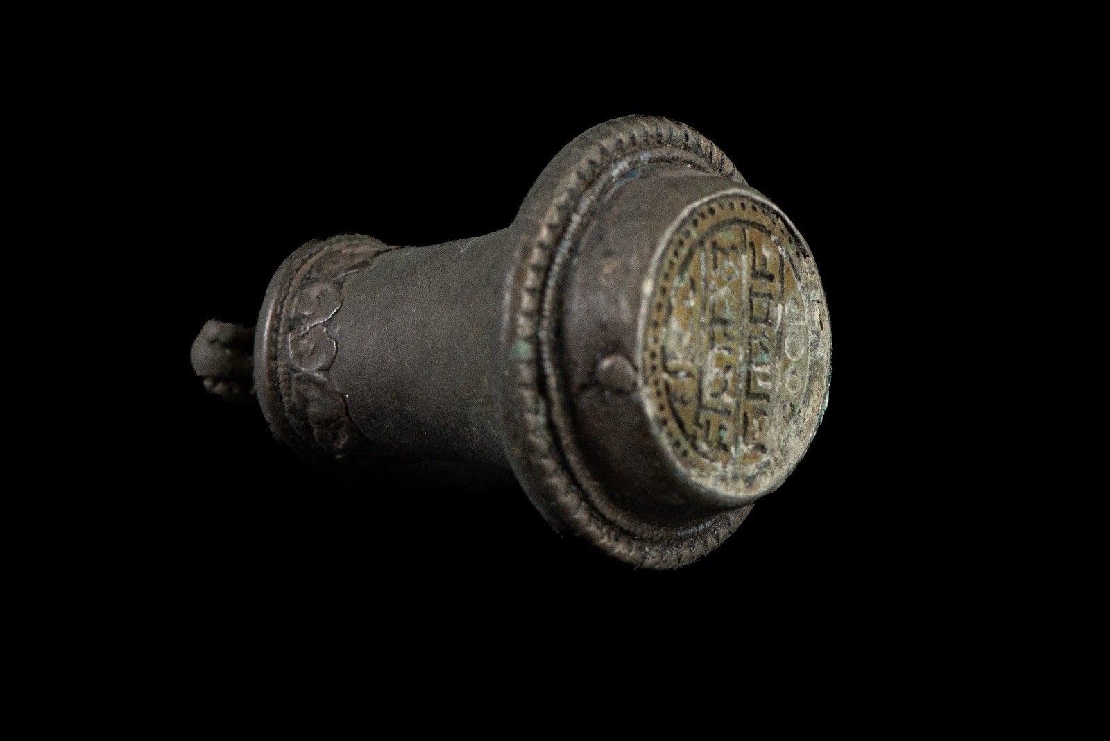 Antique Islamic Bronze Seal Stamp w/ Kufic Arabic Script – 18th/19th C.