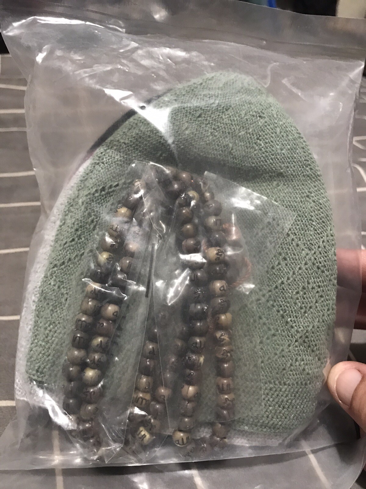 Knit kufi prayer skull cap 6 pack with wood prayer beads