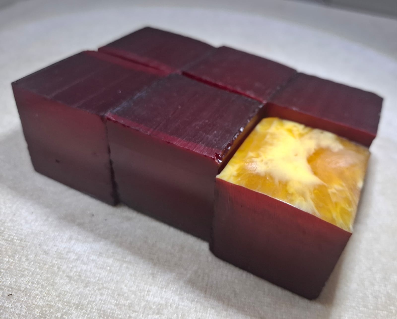 faturan amber 6 cubes unpainted 941 grams suitable for rosary making