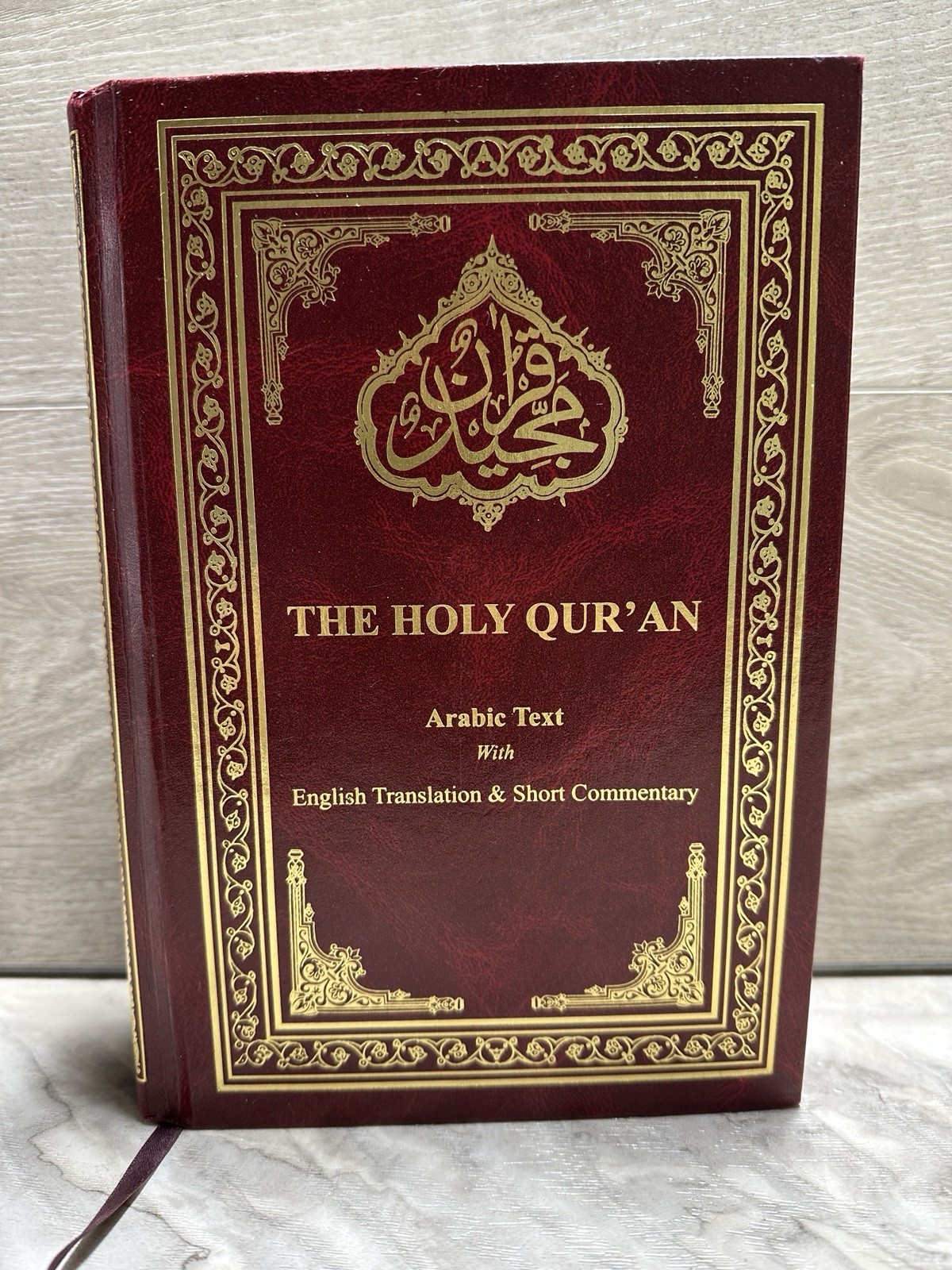 Islamic The Holy Quran Arabic Text English Translation Short Commentary Book