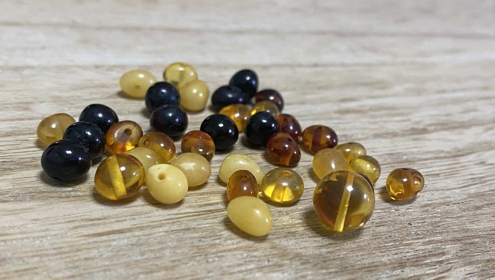 36 Mixed Natural Amber Beads 5g – Brown Honey Golden Yellow Black – DIY Jewelry