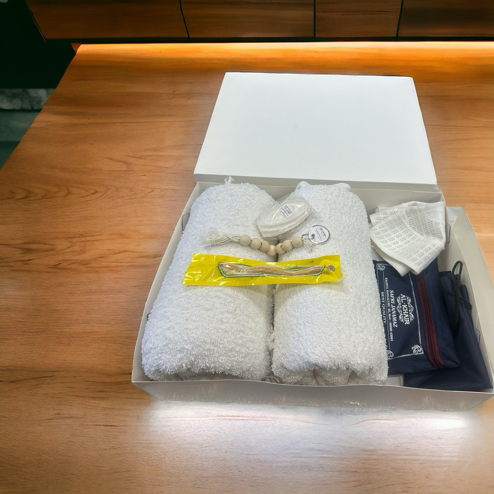 Ihram Set White Garments and Accessories for Hajj or Umrah Pilgrimage