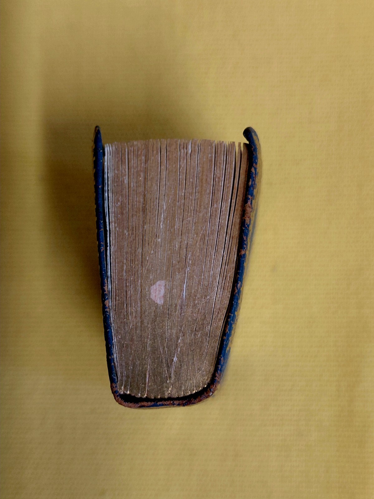 Miniature Quran Koran Book Stamped Leather Gold Gilt 1 3/4″ x 1 1/4″ x 1/2″ VGUC