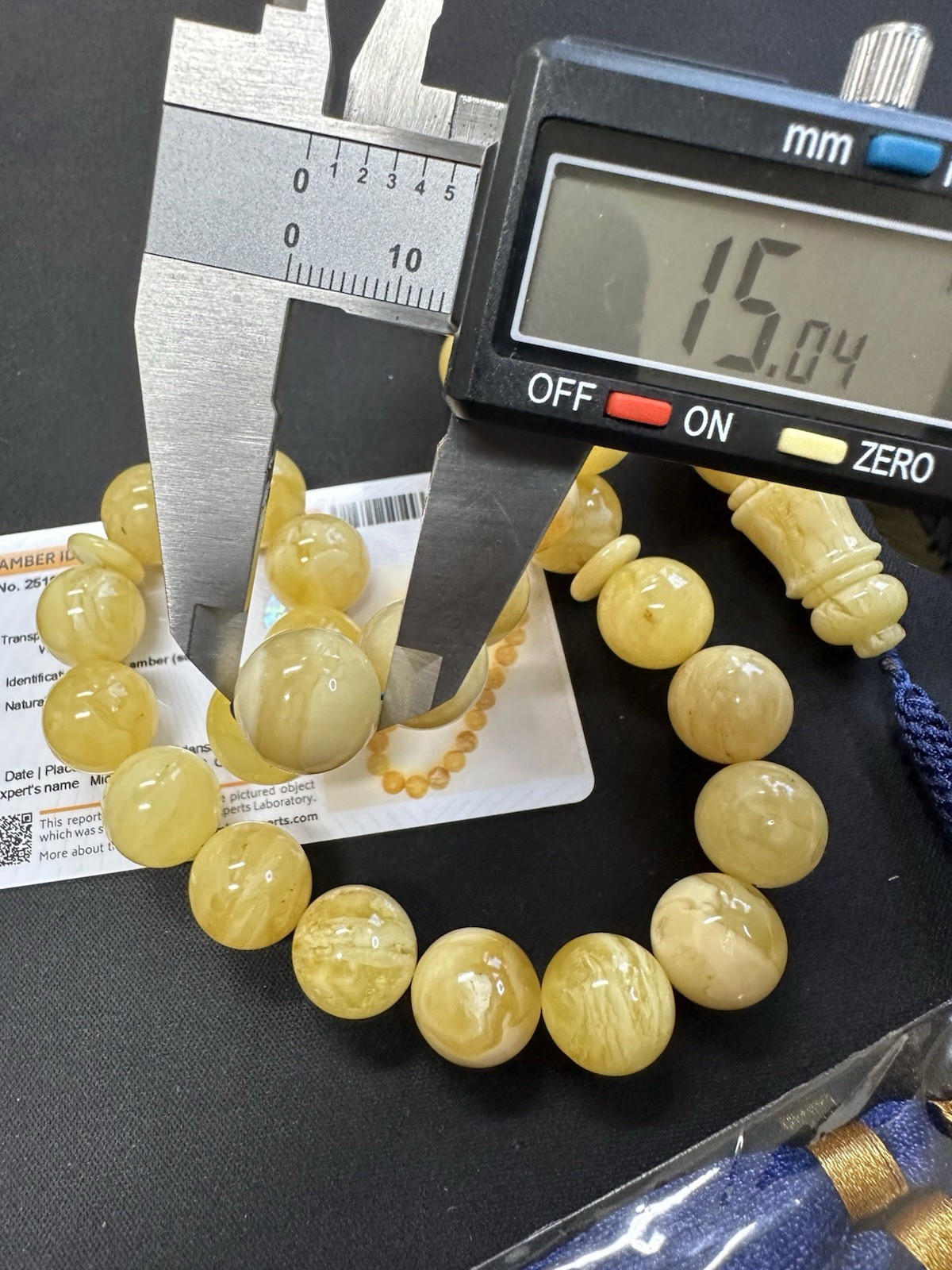 Certified Amber Experts Natural Baltic Amber Stone*70.4 Grams 15mm 33 Beads