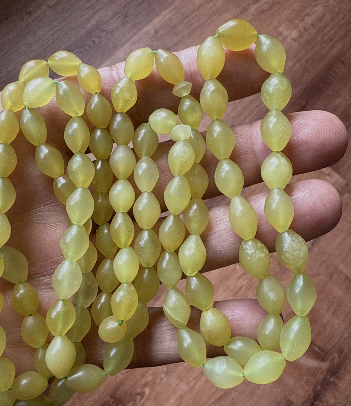 RARE GREEN 100 BEADS حبات المسبحة GENUINE SHAH MAGHSOUD 57cm شاه مقصود تسبيح