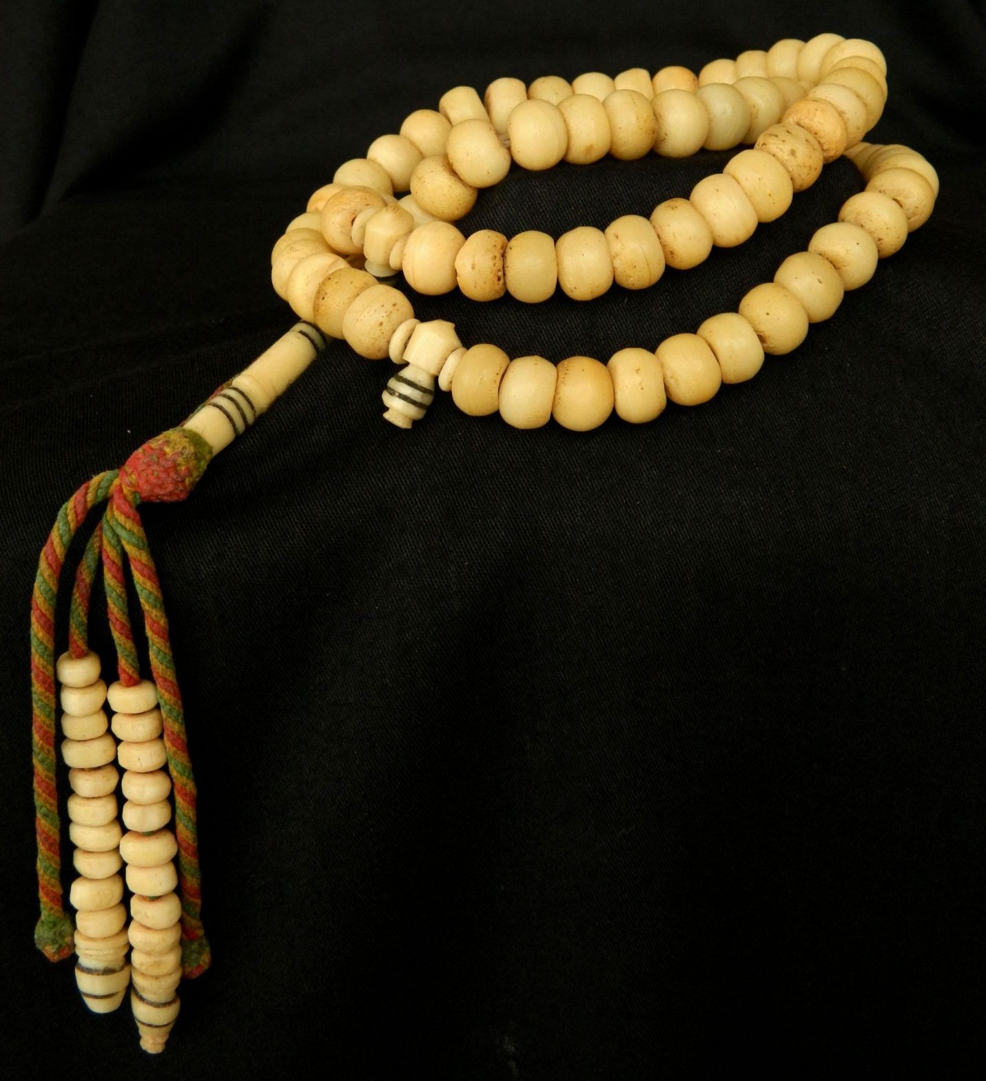 KYRA MINT-Ancient ISLAMIC Moorish Prayer NECKLACE-Over 100 CAMEL BONE Beads -50′