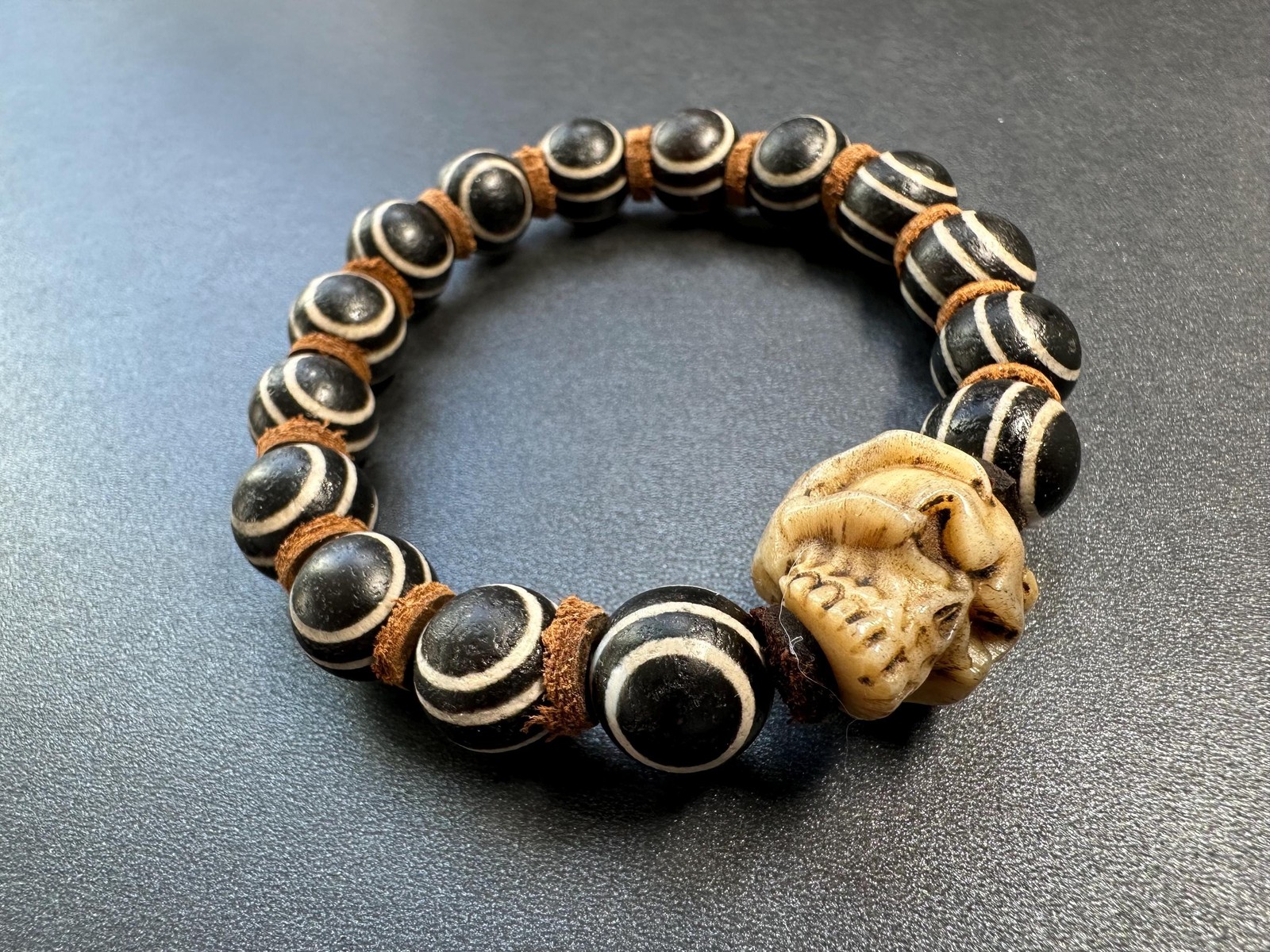 Hand-Carved Deer Antler Citipati Skull Bracelet | Tibetan Agate Wrist Mala | Bl