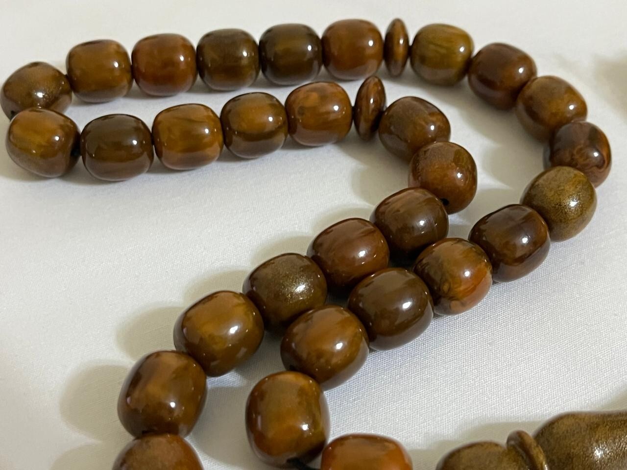 Genuine Old Germany Cherry Amber Rosary 33 سبحة مسكي الماني عكروكي منجمة نوادر