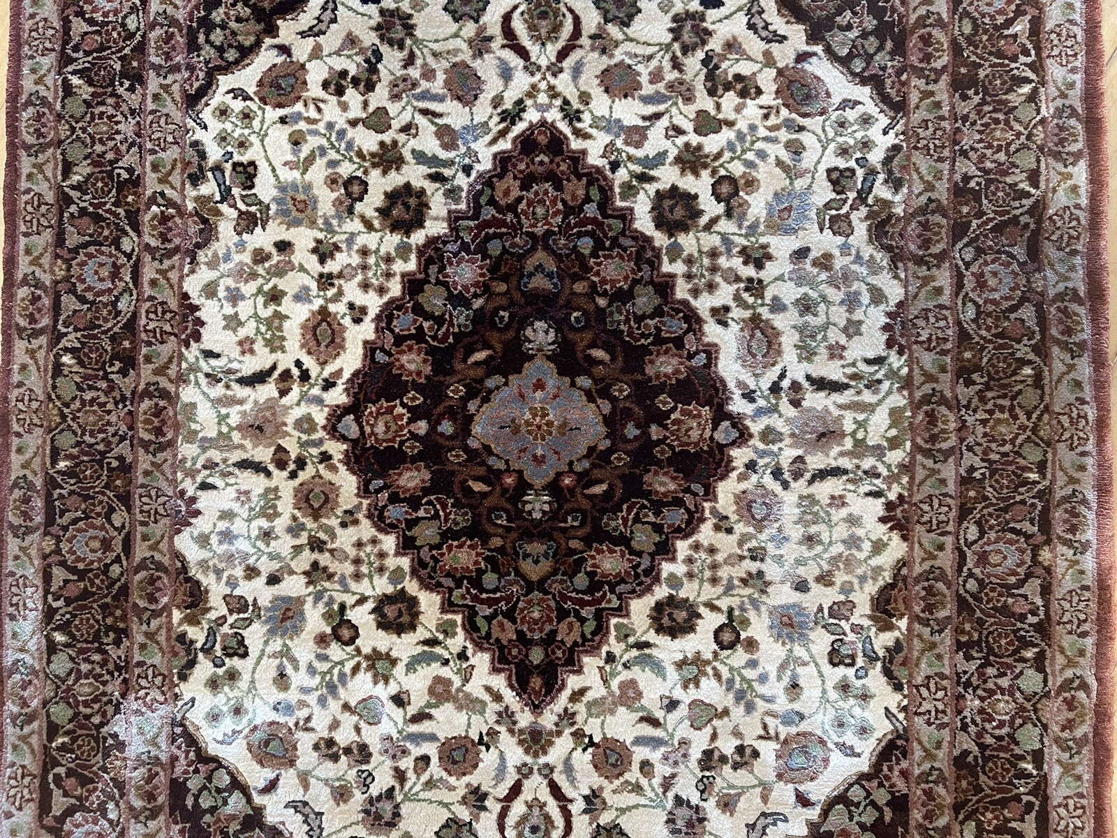 Hand Knotted Oriental Silk Prayer Rug. Wall hanging Carpet. Islamic Art. Vintage