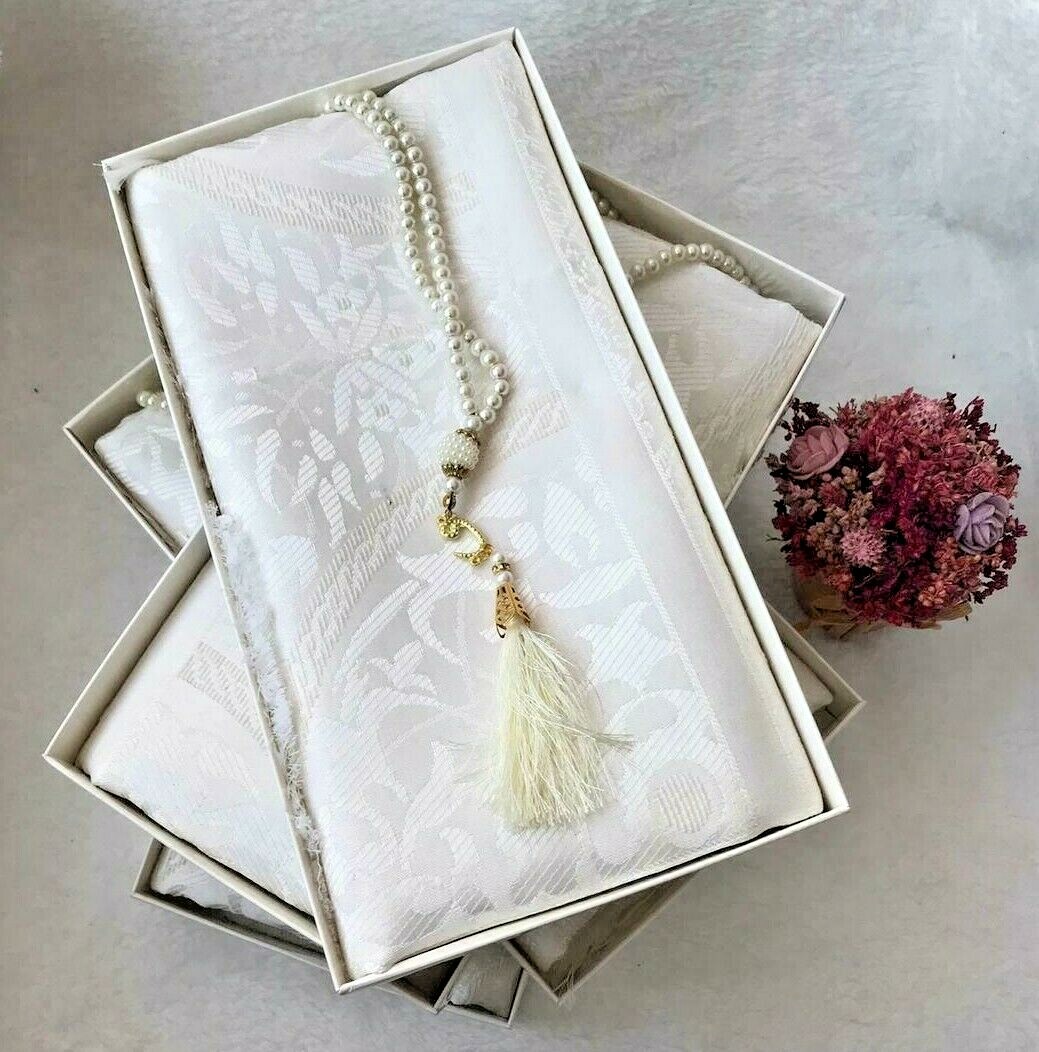 Prayer Rug/Sajjada/Ja-Namaaz [Gift Box] Prayer Rug + Pearl Prayer Bead (#TRBC)