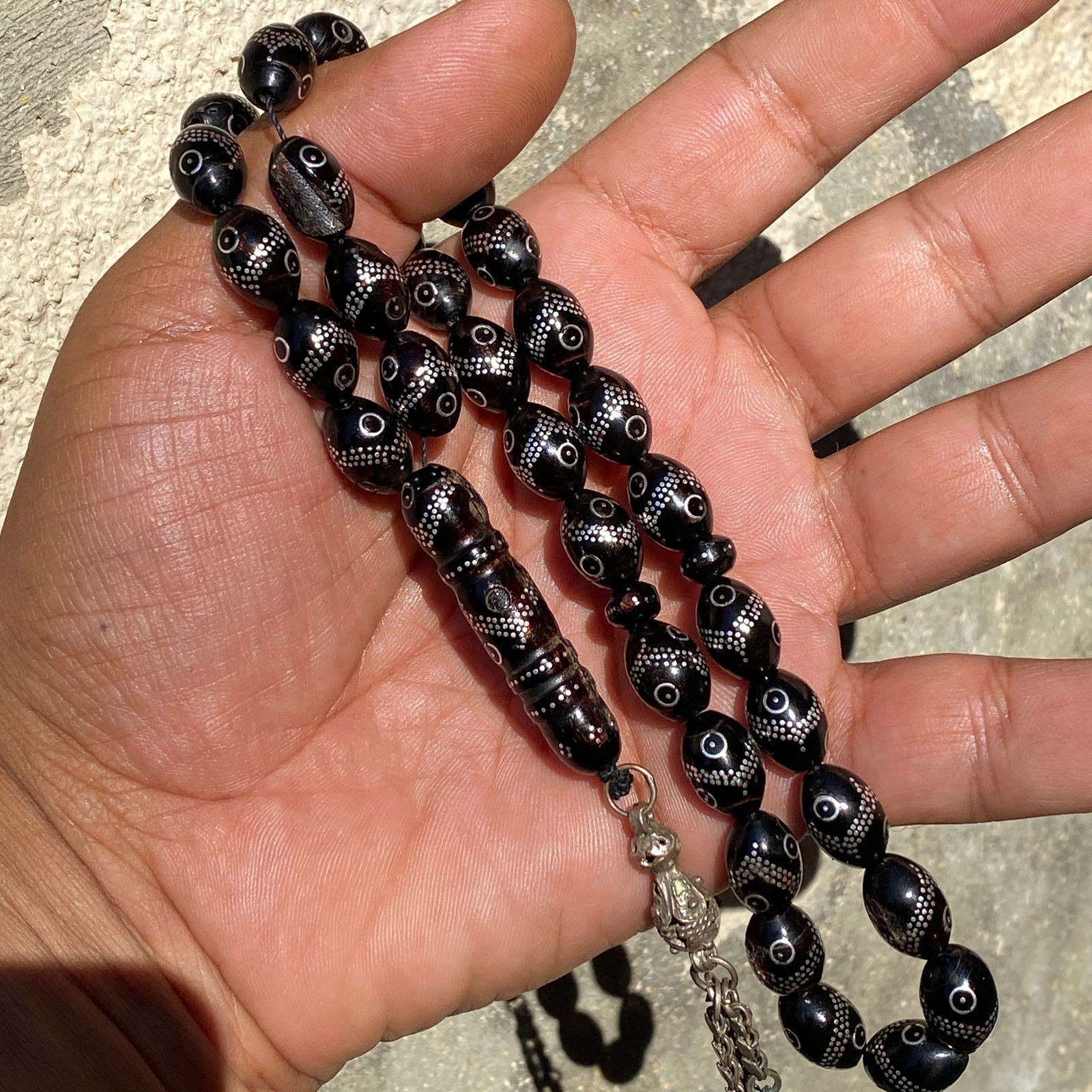 antique black coral prayer beads worry beads makkawi yusr يسر مكاوي حجازي قديم