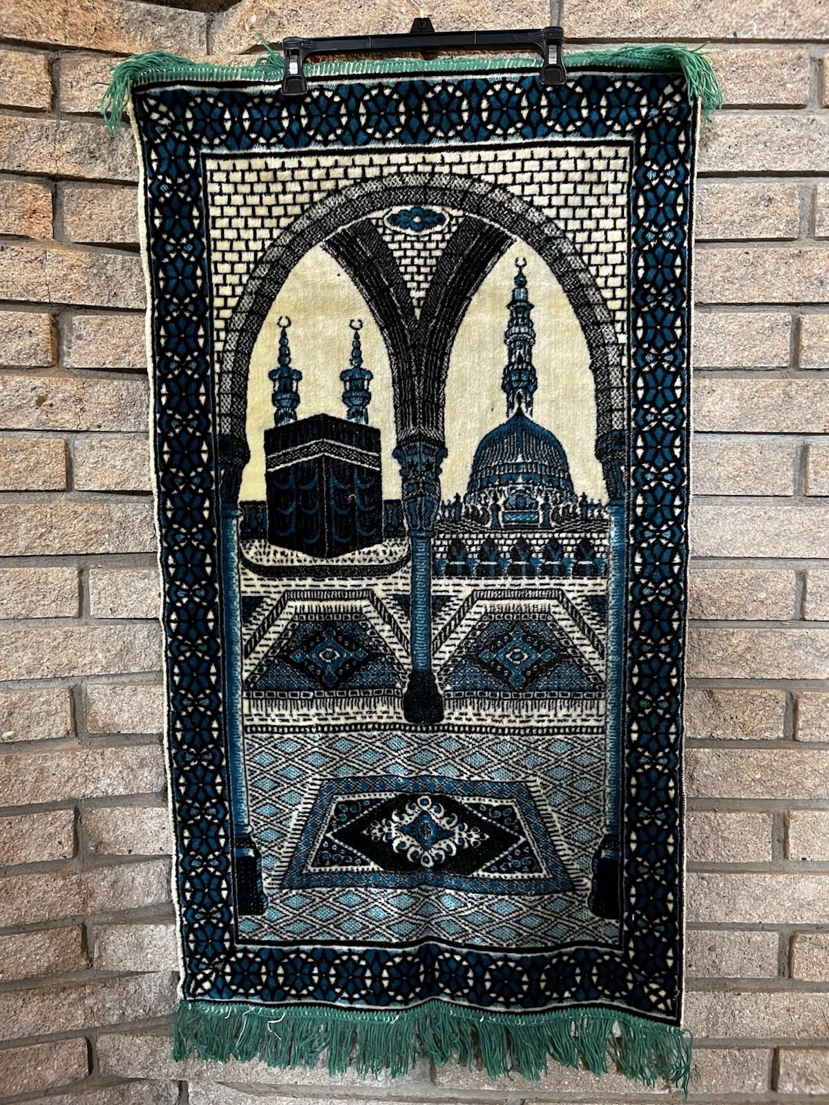Velvet Prayer Rug Tapestry Wall Hanging 42”x 23.5”
