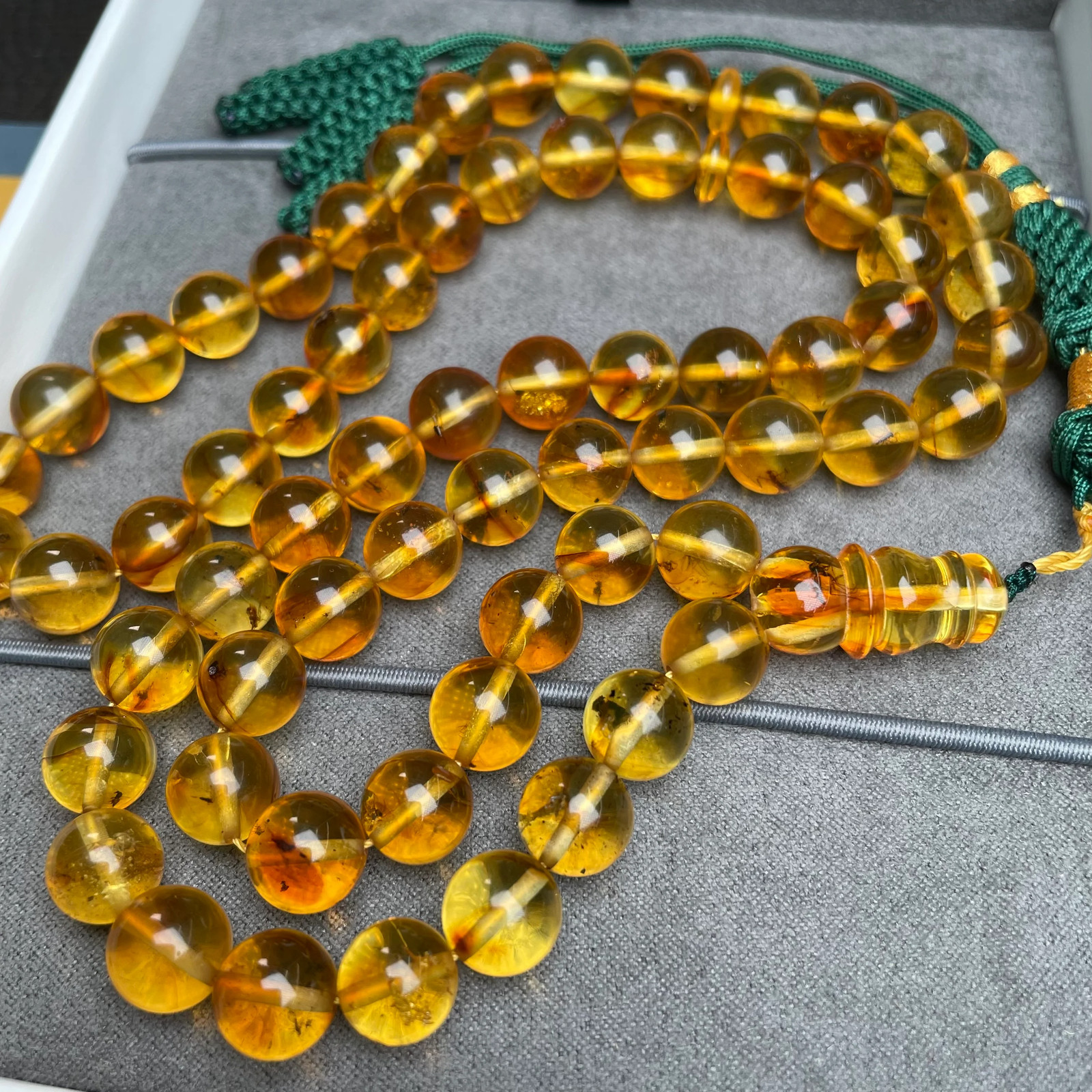 Natural Amber Insects Misbaha Tasbih Prayer Beads 9.3mm 31.5g 66beads