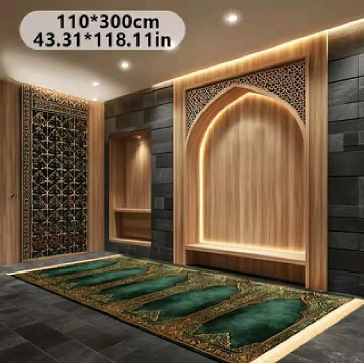 Large Foldable Muslim Prayer Rug – Portable Indoor/Outdoor Jai Namaz with Tassel