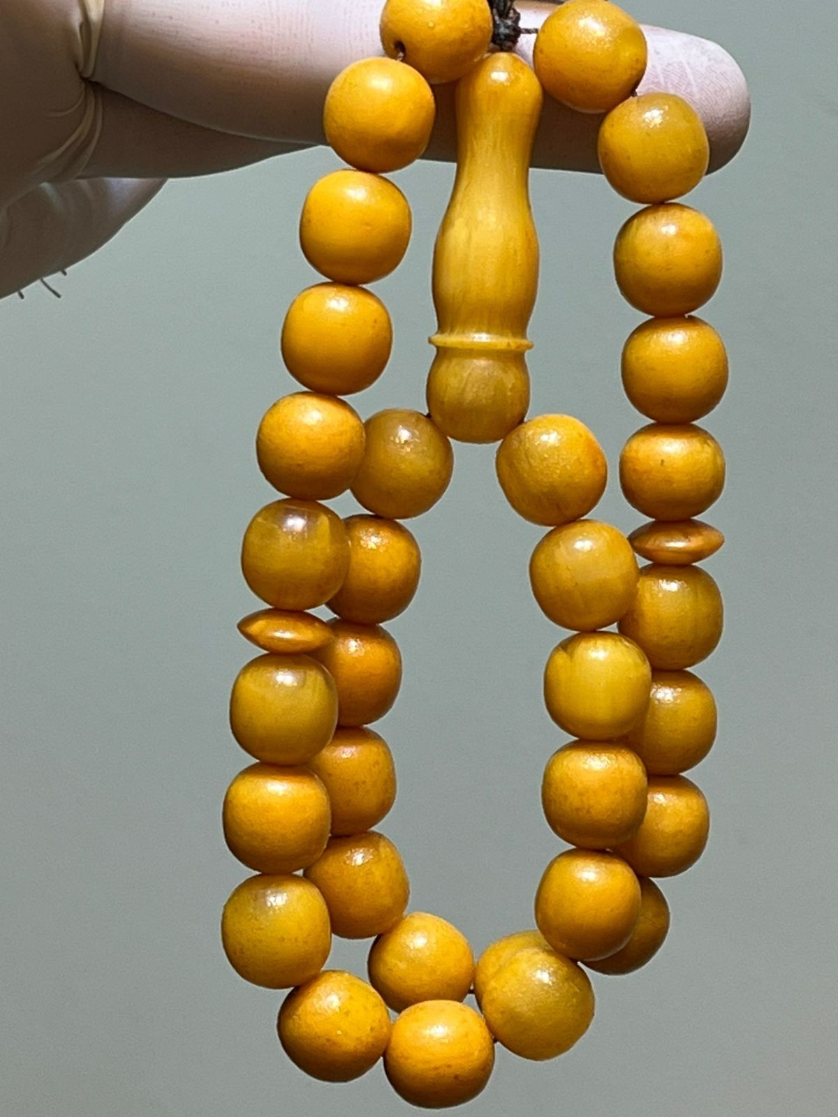 Antique Germany Cherry Amber Rosary 33 مسكي الماني انتيك محروف منجم مقفول معرق