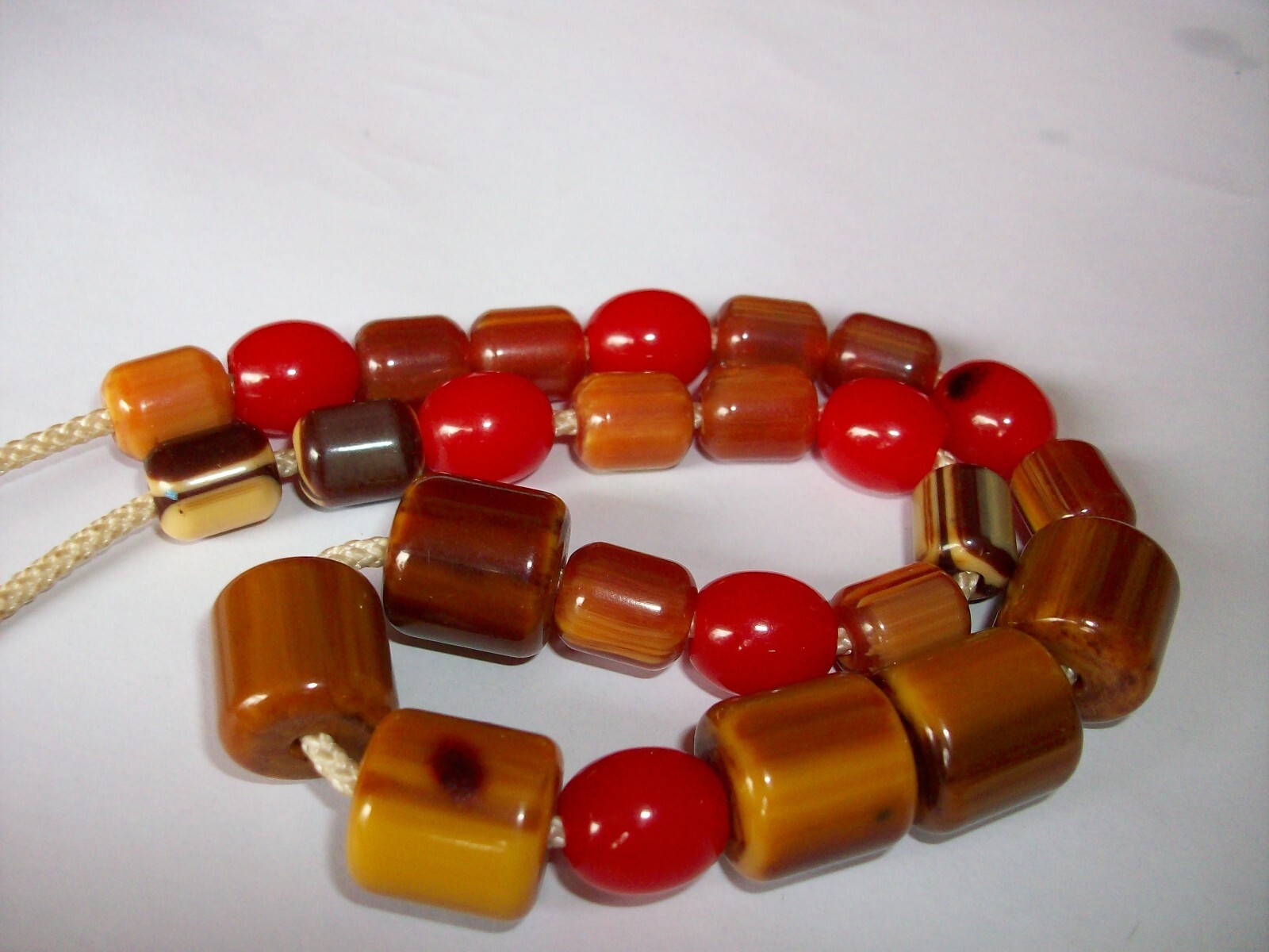 AMBER BAKELITE CATALIN PRAYER BEADS LOTS OF BEADS 39 GRAMS