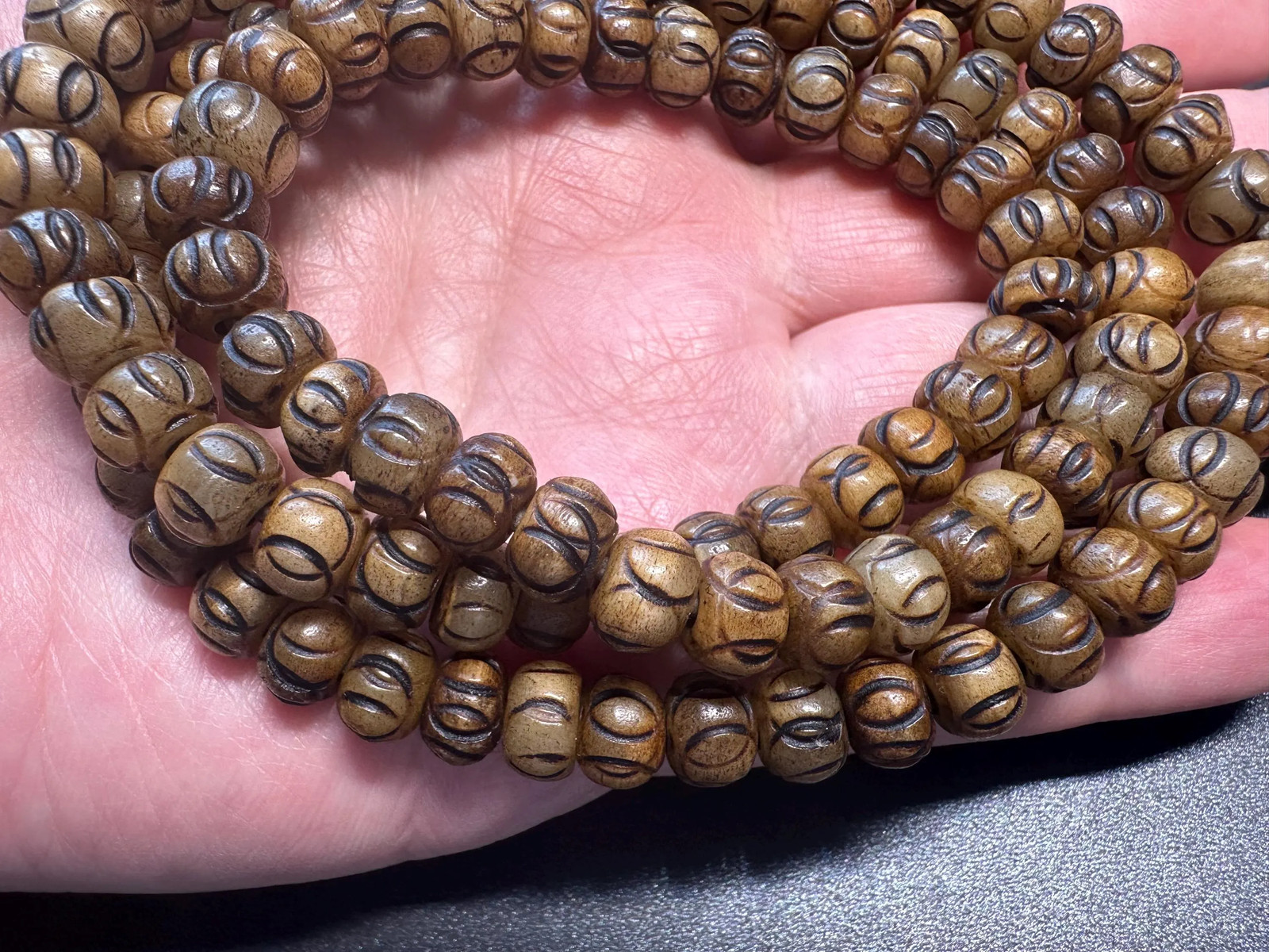 108 Beads Tibetan Yak Bone Mala Necklace with Cowhide Leather Cord – 9mm Medita