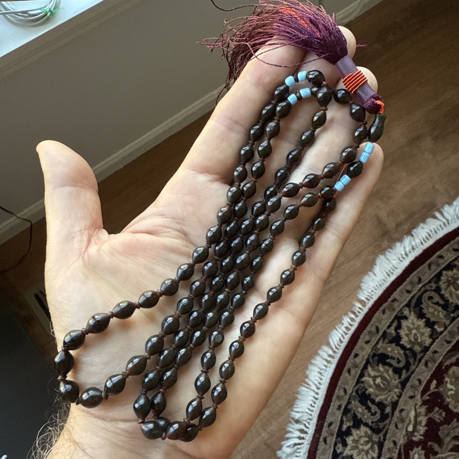 RARE REDDISH 99 BEADS مسبحة حمراء GENUINE SHAH MAGHSOUD 51cm شاه مقصود تسبيح