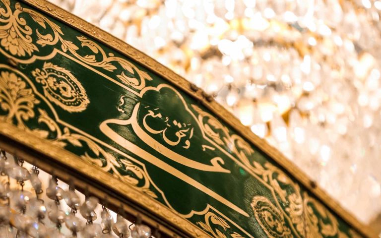 امیرالمؤمنین حضرت علی علیہ السلام کے تواضع اور فروتنی کی چند مثالیں