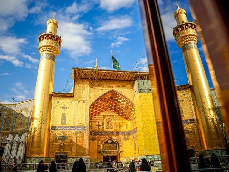 امیرالمومنین کے روضۂ مبارکہ کا سنہری ایوان؛ اسلامی فن تعمیر کا عظیم شاہکار