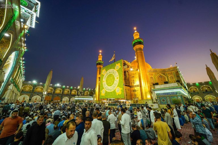 حرم مقدس امیرالمؤمنین علیہ السلام , جشن میلاد النبیؐ, ولادت امام جعفر صادقؑ, نجف اشرف, زائرین اہل بیتؑ, جشن میلاد حرم علوی, میلاد النبیؐ کے مناظر