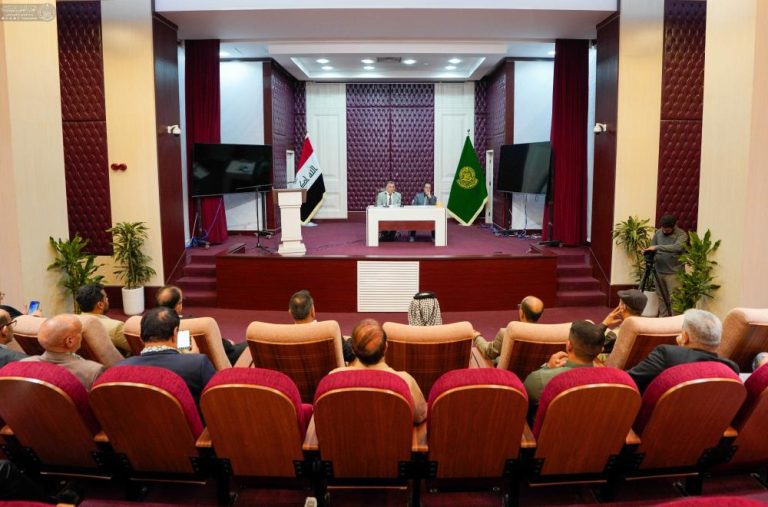 حرم مقدس امیرالمؤمنین علیہ‌السلام میں شعر رسول اعظمؐ کی بین الاقوامی شعری نشست