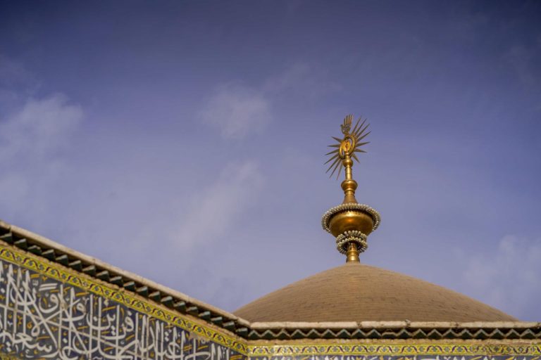 میں ہوں اللہ کے اسمائے حسنیٰ