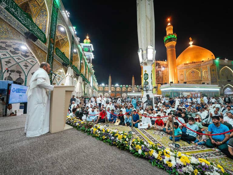 حرم مقدس امیرالمؤمنین علیہ السلام میں عاشقانِ رسولؐ کا عظیم الشان جشن میلاد