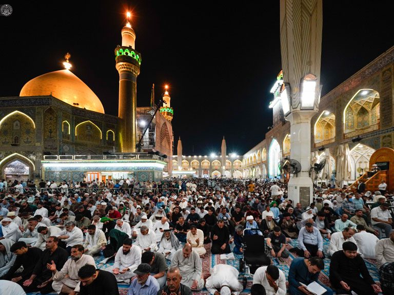 حرم مقدس امیرالمؤمنین علیہ‌السلام میں دعائے کمیل کے روح پرور لمحات