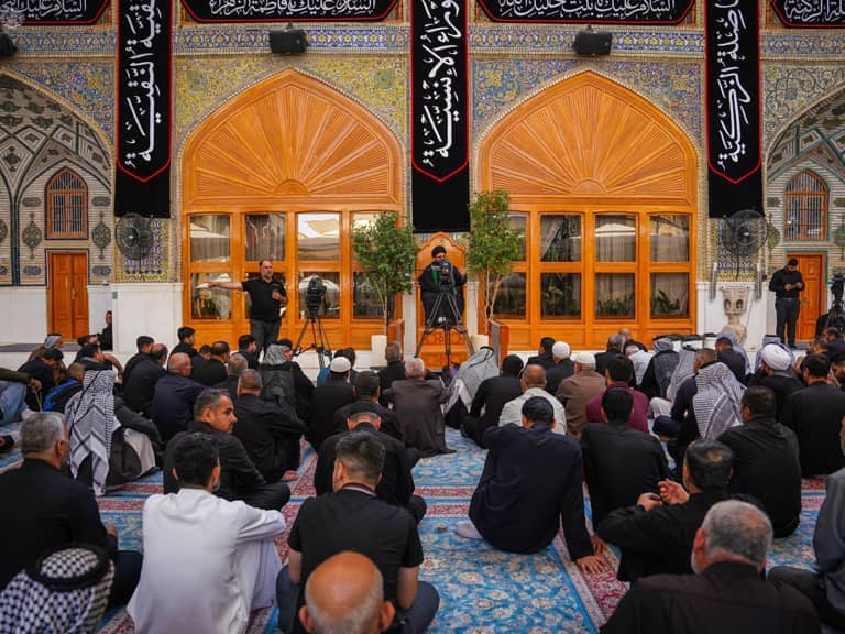 حرم مقدس امیرالمؤمنین علی علیہ‌السلام حضرت فاطمہ زہرا سلام‌اللہ‌علیہا کے یوم شہادت پر عزاداری
