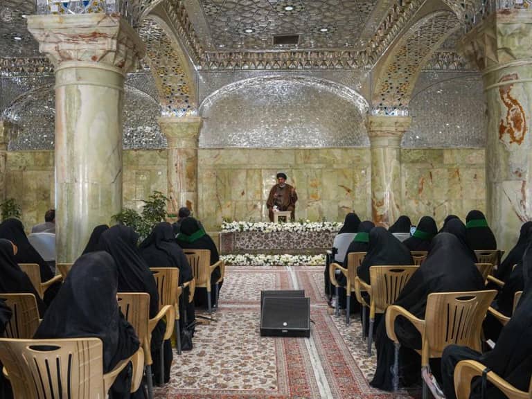 حرم مقدس امیرالمؤمنین علیہ‌السلام