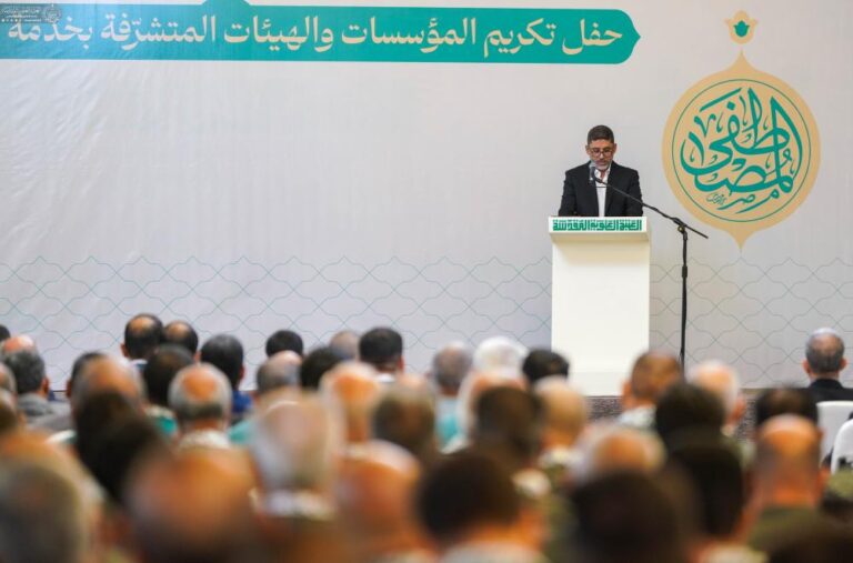زائرین کی خدمت میں نمایاں کردار